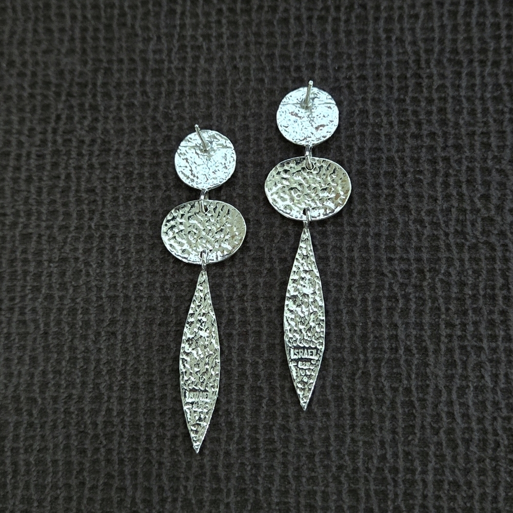 Noa Zuman Silver🤍 Hammered🔨 Geometric📐 Dangle Earrings - Picture 5 of 15